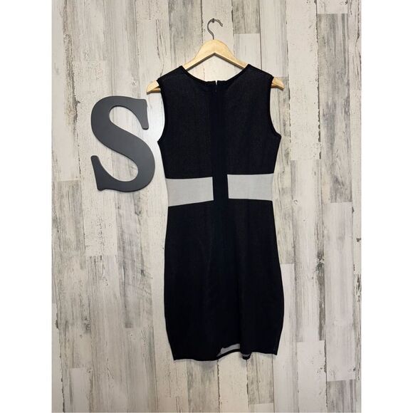 Midi dress - Picture 3 of 10